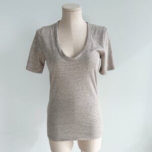 Aritzia Community Cashmere T-Shirt Beige Womens Size M V-Neck Short Sleeve